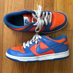 Men’s Size 9 Blue/Orange Nike’s